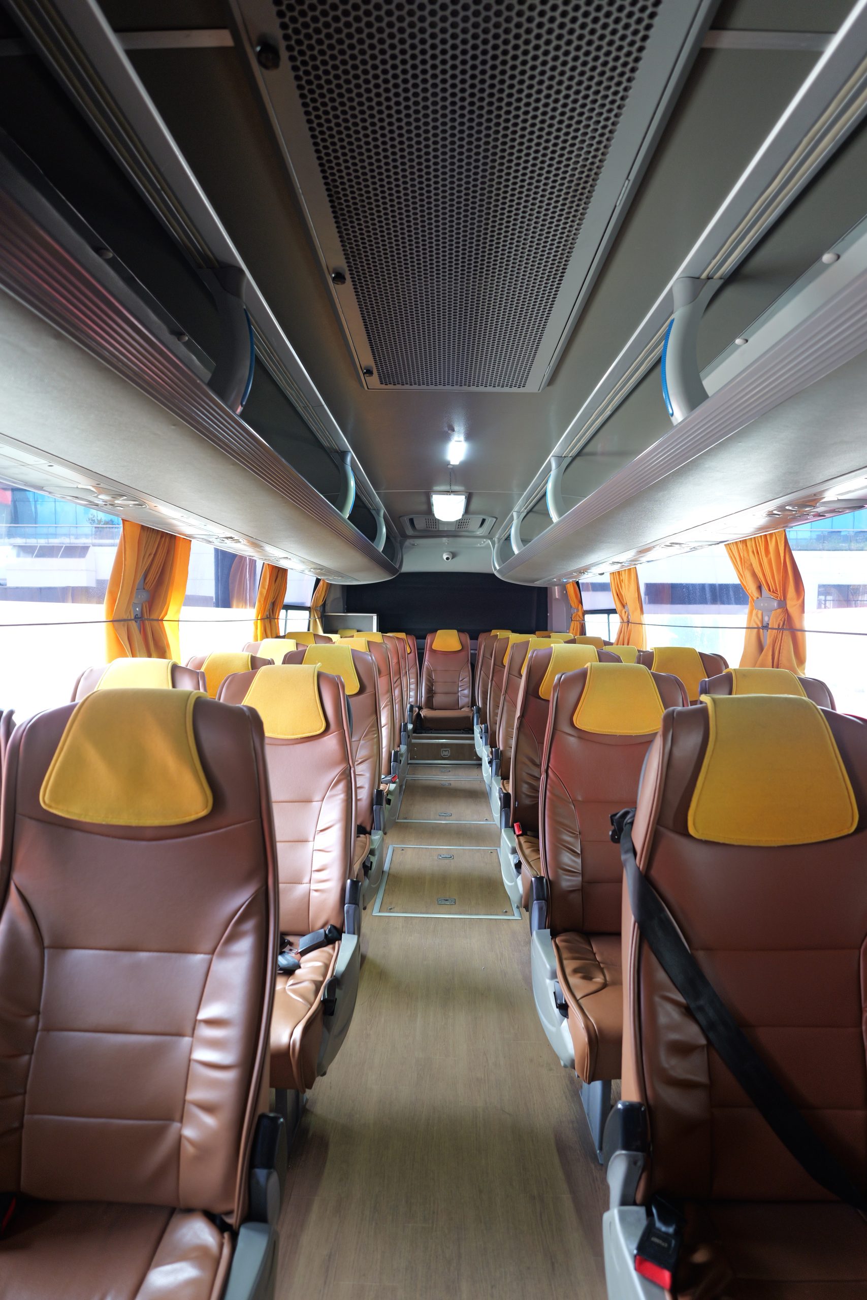 RRCG Transport Volvo 2x2 Seats